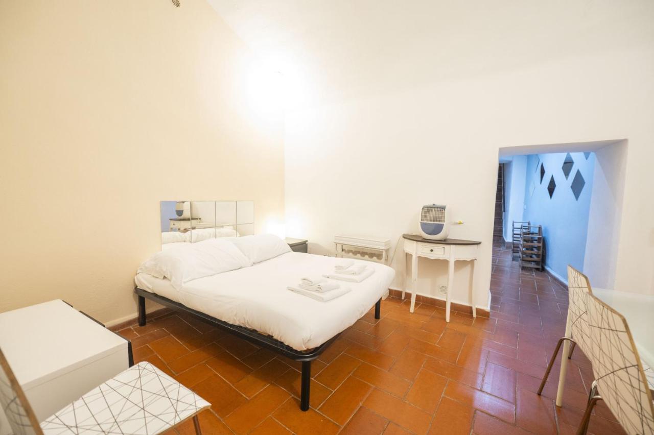 Campo De Fiori Grotto Apartment روما المظهر الخارجي الصورة
