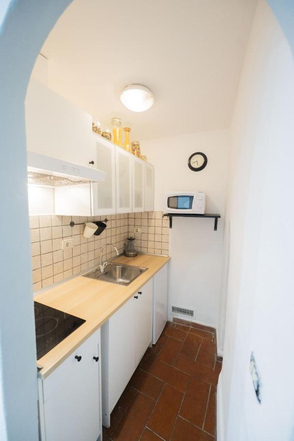 Campo De Fiori Grotto Apartment روما المظهر الخارجي الصورة